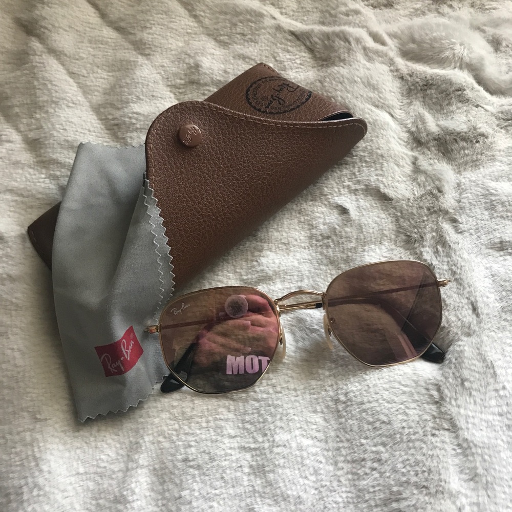 Hexagon rayban